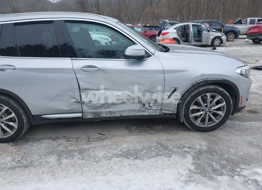 Photo 6 of 2019 Bmw X3 XDRIVE30I (VIN 5UXTR9C50KLE20441)
