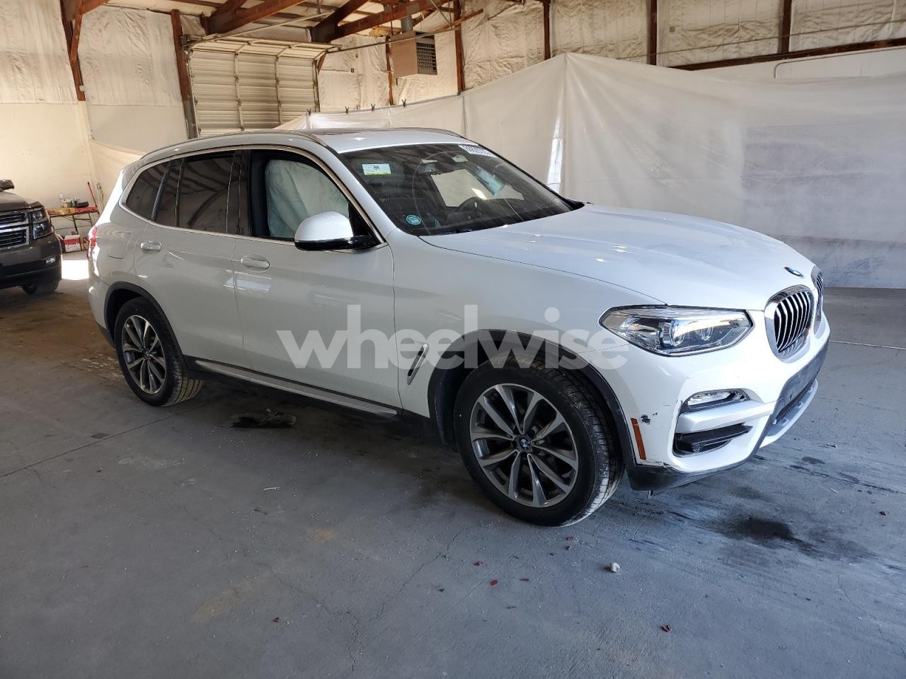 Photo 4 of 2019 BMW X3 XDRIVE30I (VIN 5UXTR9C54KLE17624)