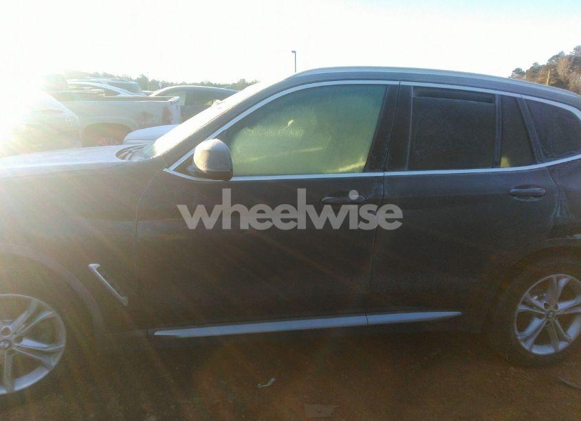 Photo 13 of 2019 Bmw X3 XDRIVE30I (VIN 5UXTR9C56KLD92192)