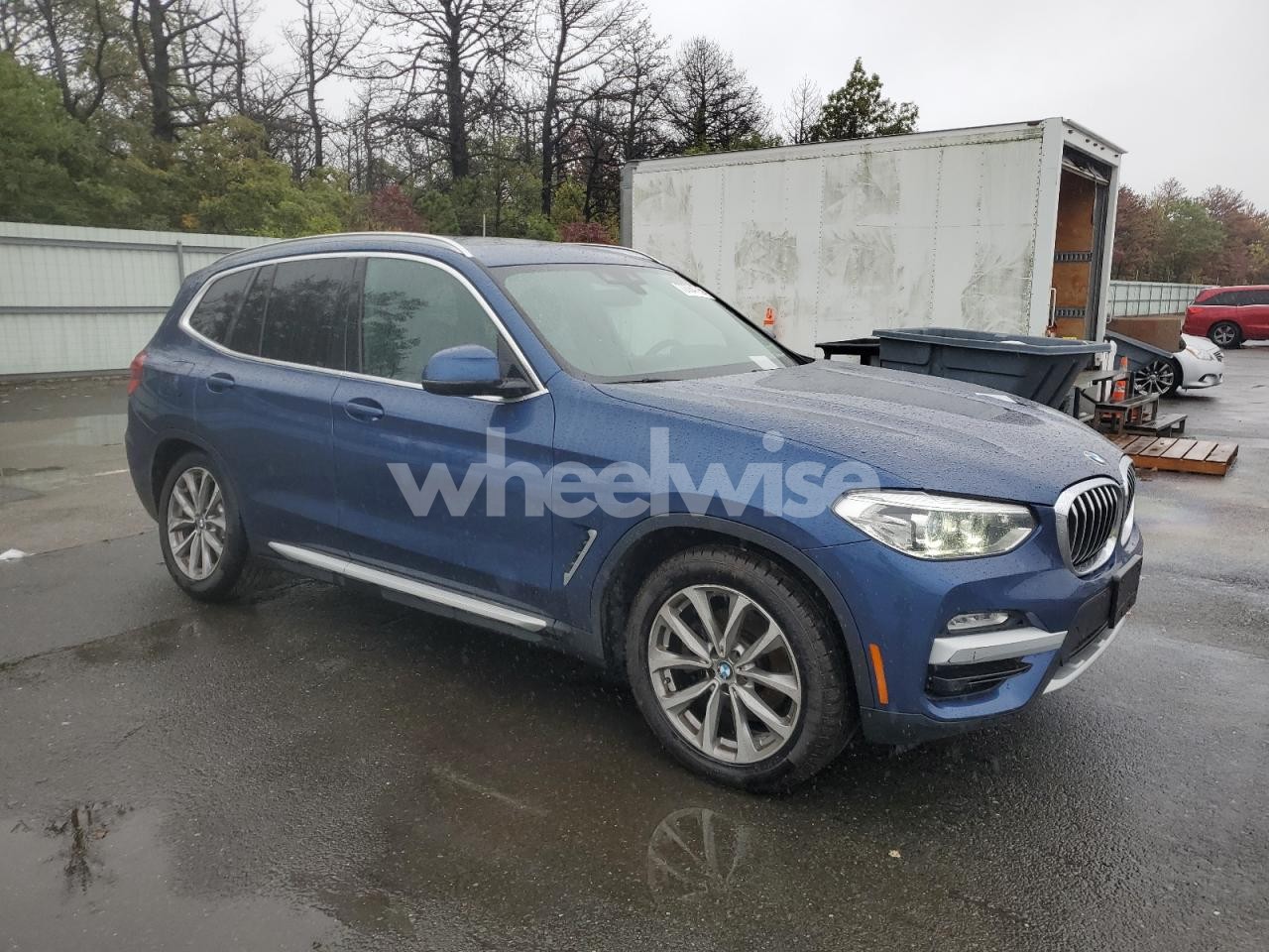 Photo 4 of 2019 BMW X3 XDRIVE30I (VIN 5UXTR9C56KLR06667)