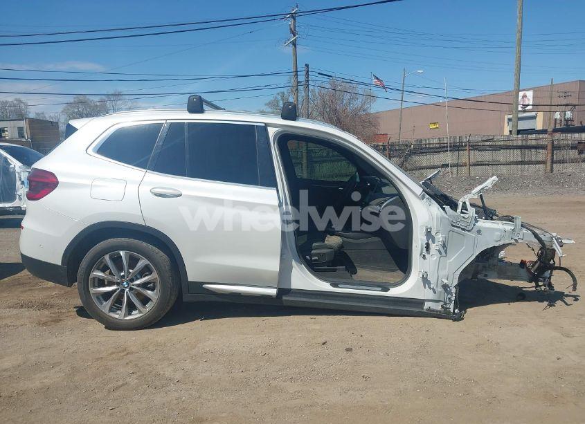 Photo 13 of 2019 Bmw X3 XDRIVE30I (VIN 5UXTR9C57KLE14376)
