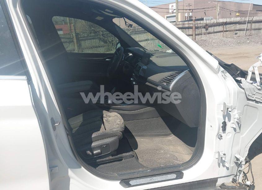 Photo 5 of 2019 Bmw X3 XDRIVE30I (VIN 5UXTR9C57KLE14376)