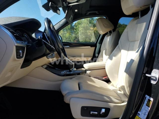 Photo 11 of 2019 BMW X3 XDRIVE30I (VIN 5UXTR9C59KLE11950)