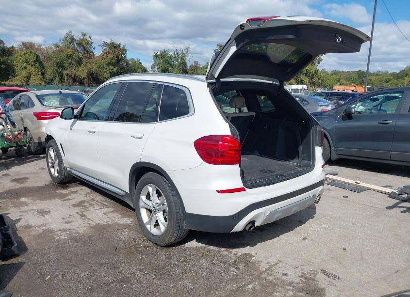 Photo 3 of 2019 Bmw X3 XDRIVE30I (VIN 5UXTR9C59KLP85665)