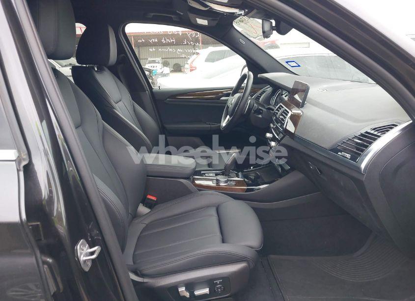 Photo 5 of 2019 Bmw X3 XDRIVE30I (VIN 5UXTR9C59KLR06002)