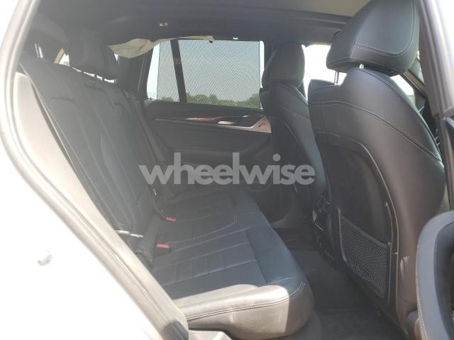 Photo 4 of 2019 BMW X3 XDRIVE30I (VIN 5UXTR9C5XKLE12251)