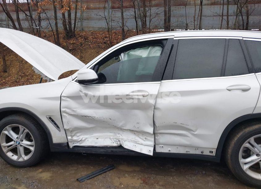 Photo 6 of 2019 Bmw X3 XDRIVE30I (VIN 5UXTR9C5XKLR07076)