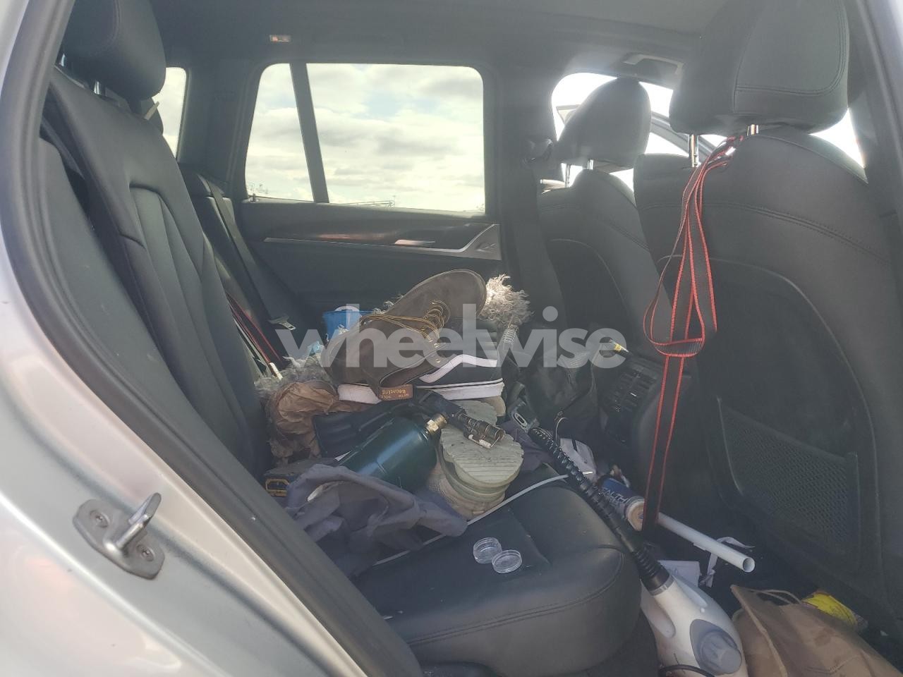 Photo 10 of 2020 BMW X3 XDRIVE30E (VIN 5UXTS1C03L9D35098)