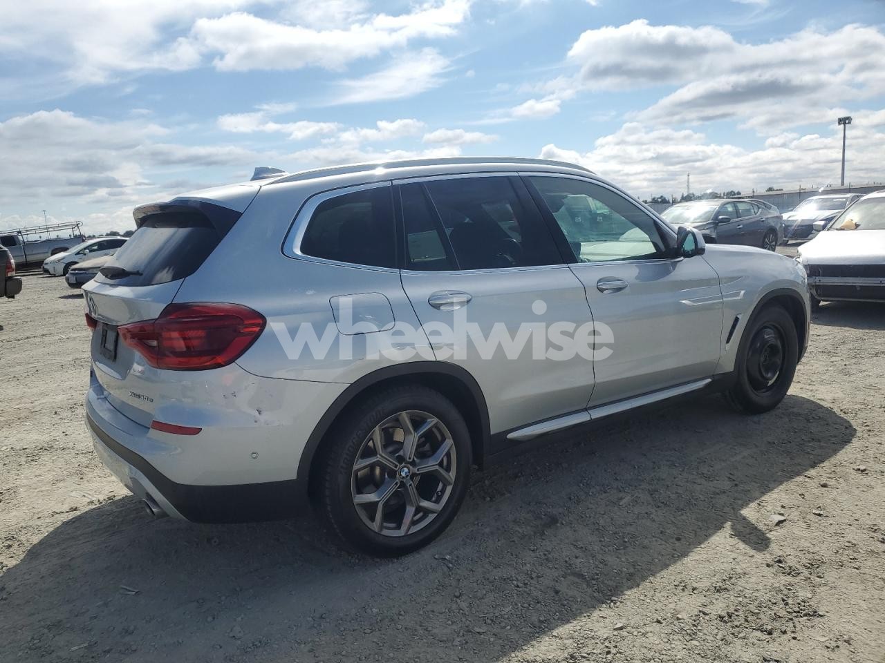 Photo 3 of 2020 BMW X3 XDRIVE30E (VIN 5UXTS1C03L9D35098)