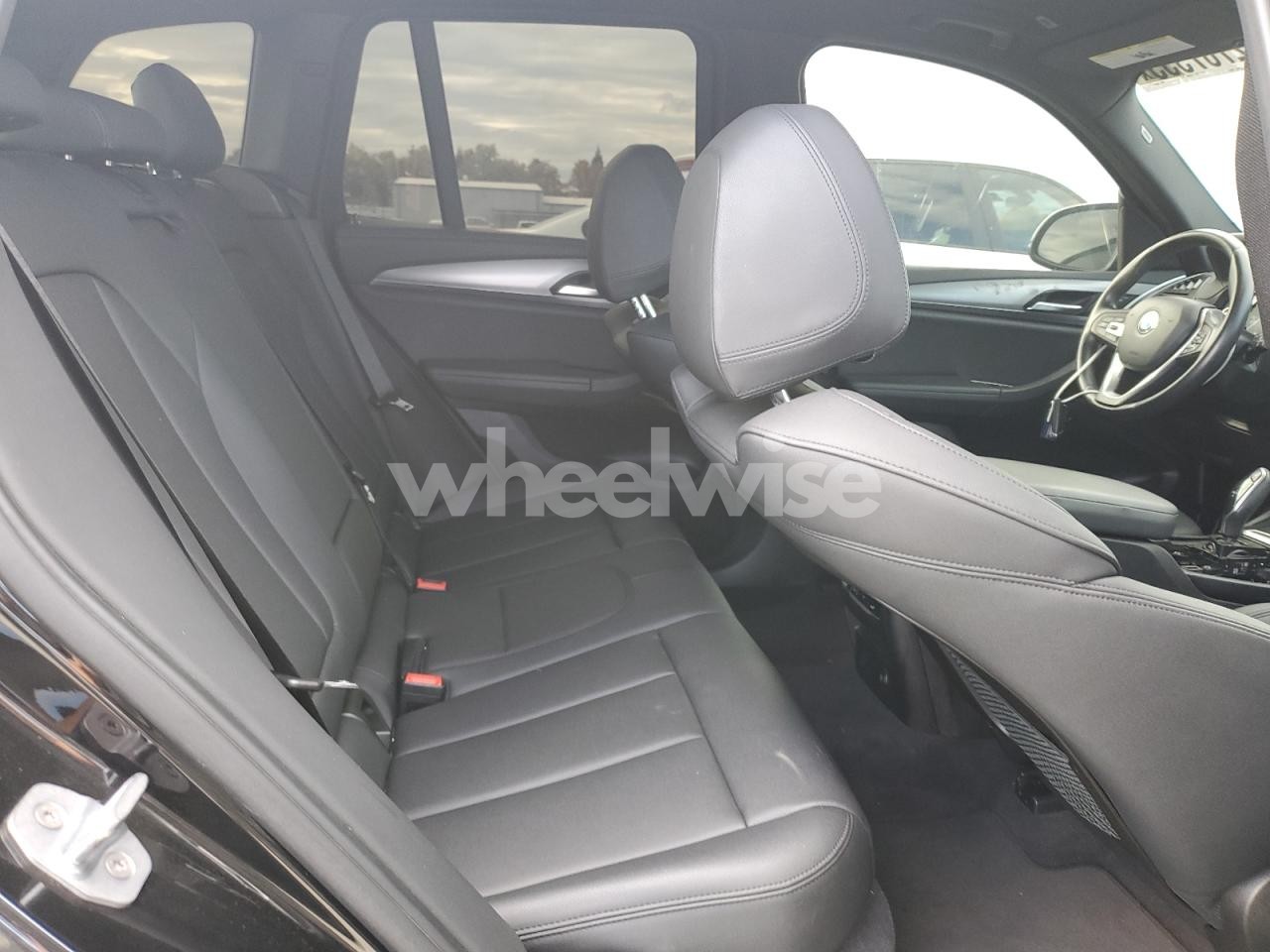 Photo 11 of 2018 BMW X3 XDRIVEM40I (VIN 5UXTS3C59J0Y98694)