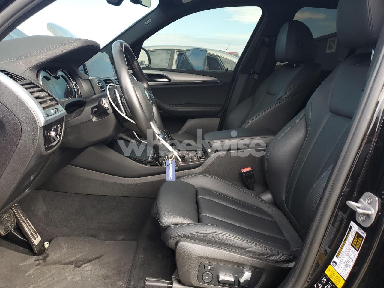 Photo 7 of 2018 BMW X3 XDRIVEM40I (VIN 5UXTS3C59J0Y98694)