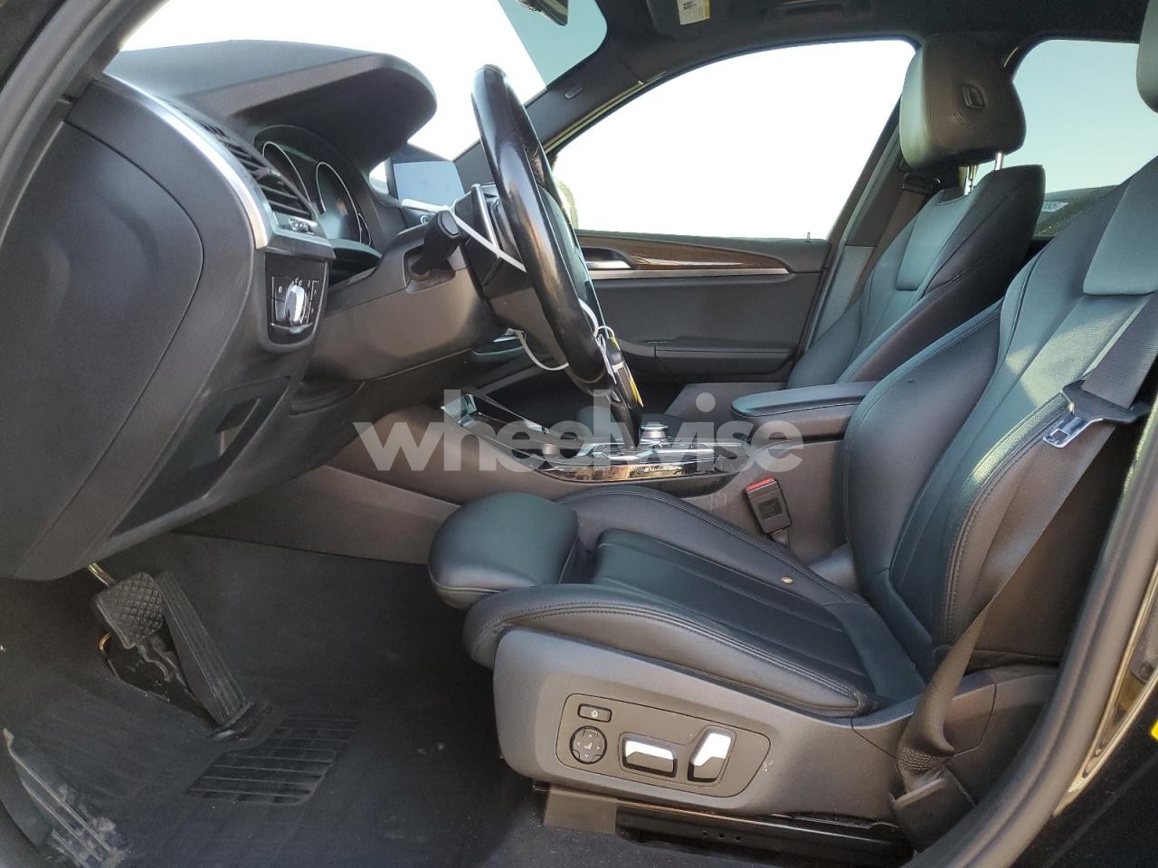 Photo 7 of 2021 BMW X3 SDRIVE30I (VIN 5UXTY3C0XM9E81431)