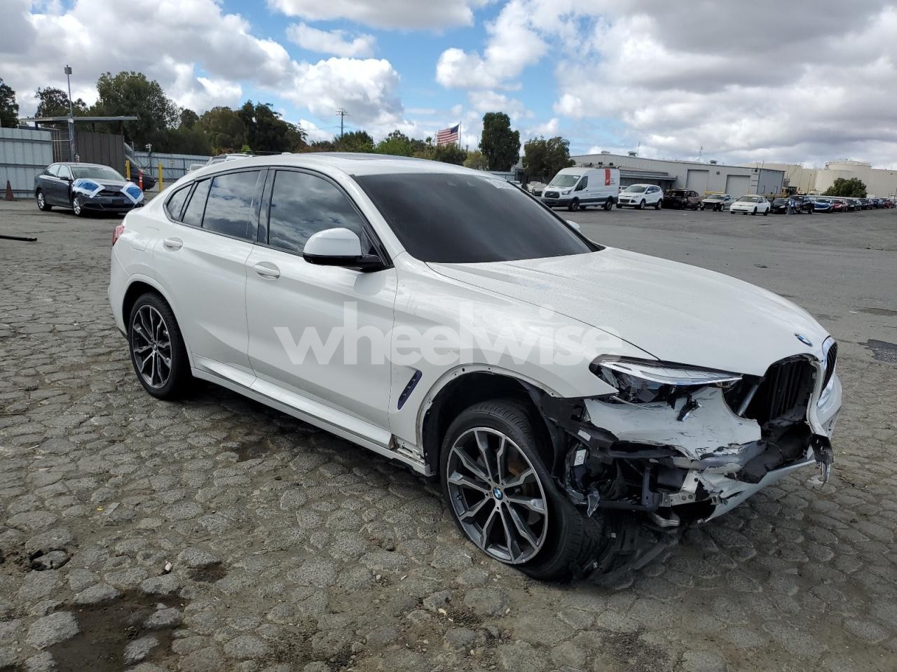 Photo 4 of 2019 BMW X4 XDRIVE30I (VIN 5UXUJ3C50KLG54894)