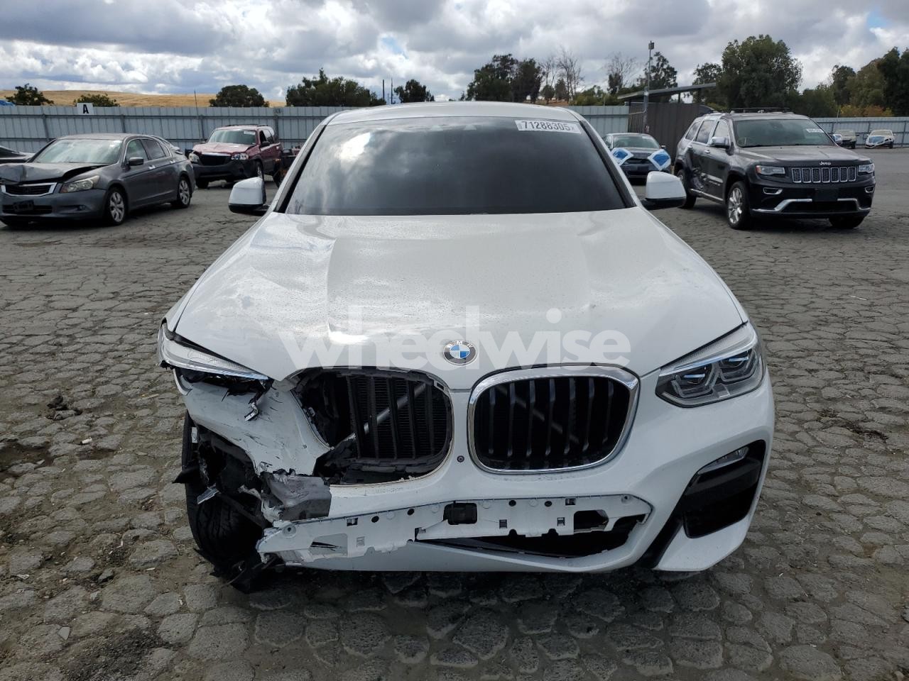 Photo 5 of 2019 BMW X4 XDRIVE30I (VIN 5UXUJ3C50KLG54894)
