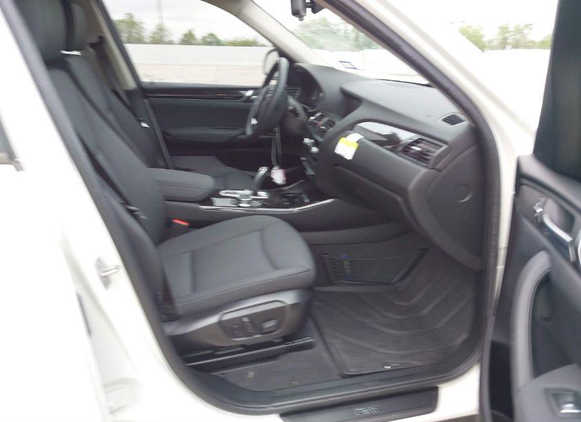 Photo 5 of 2017 Bmw X3 SDRIVE28I (VIN 5UXWZ7C31H0X43274)