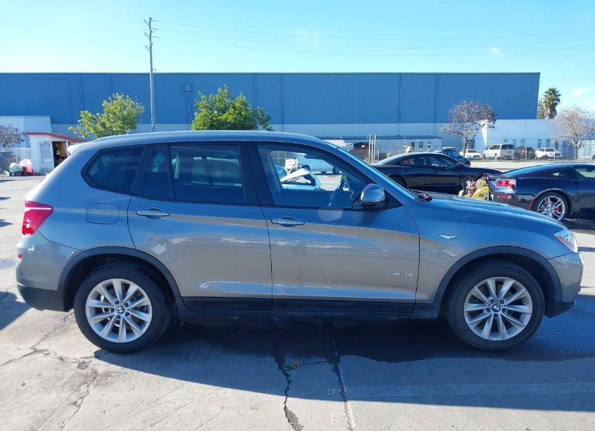 Photo 13 of 2017 Bmw X3 SDRIVE28I (VIN 5UXWZ7C39H0V92099)
