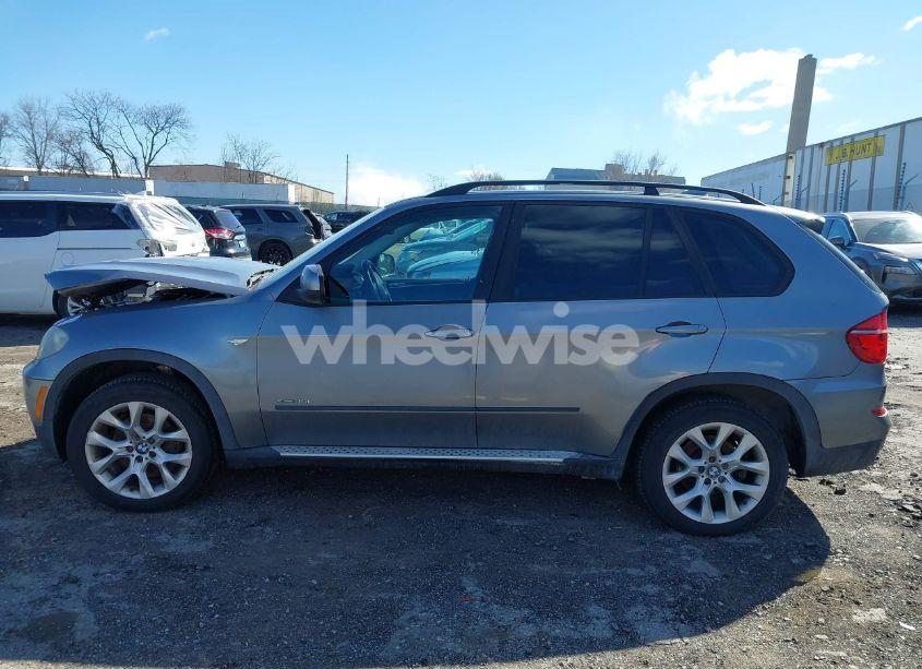 Photo 15 of 2011 Bmw X5 XDRIVE35I/XDRIVE35I PREMIUM/XDRIVE35I SPORT ACTIVITY (VIN 5UXZV4C50BL402608)