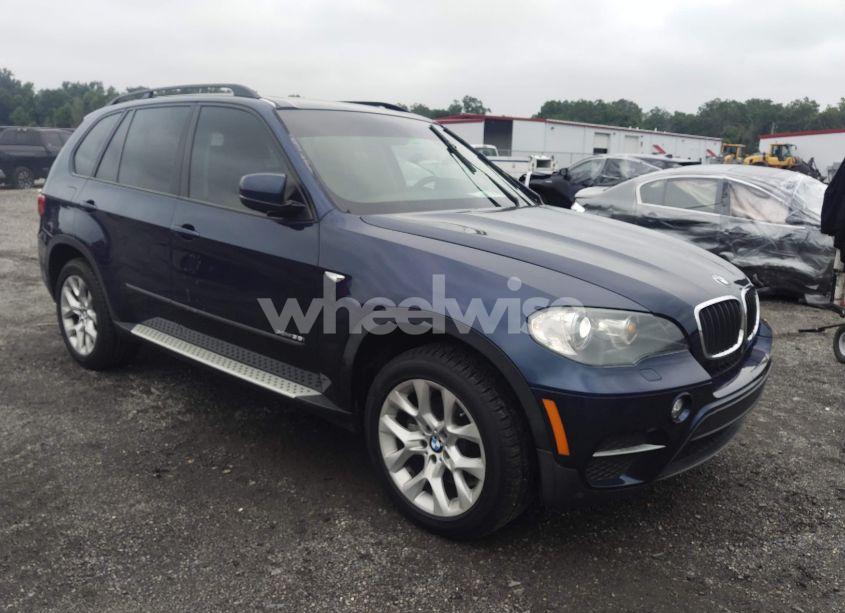 2011 Bmw X5 XDRIVE35I/XDRIVE35I PREMIUM/XDRIVE35I SPORT ACTIVITY (VIN 5UXZV4C50BL415343) main photo