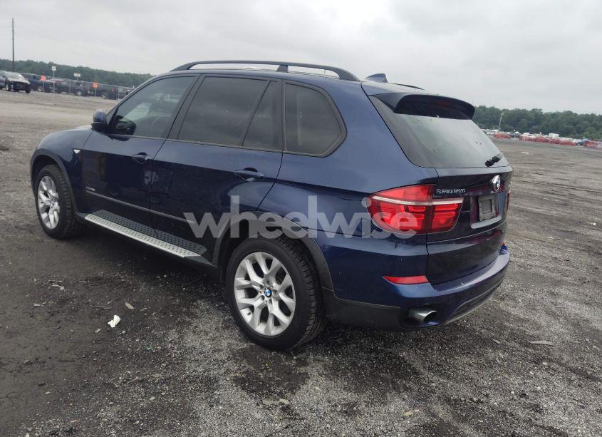 Photo 3 of 2011 Bmw X5 XDRIVE35I/XDRIVE35I PREMIUM/XDRIVE35I SPORT ACTIVITY (VIN 5UXZV4C50BL415343)