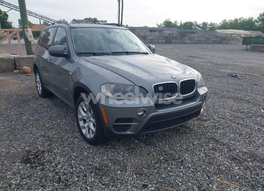 2011 Bmw X5 XDRIVE35I/XDRIVE35I PREMIUM/XDRIVE35I SPORT ACTIVITY (VIN 5UXZV4C50BL743135) main photo