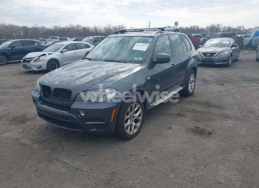 Photo 2 of 2012 Bmw X5 XDRIVE35I/XDRIVE35I PREMIUM/XDRIVE35I SPORT ACTIVITY (VIN 5UXZV4C50CL763192)