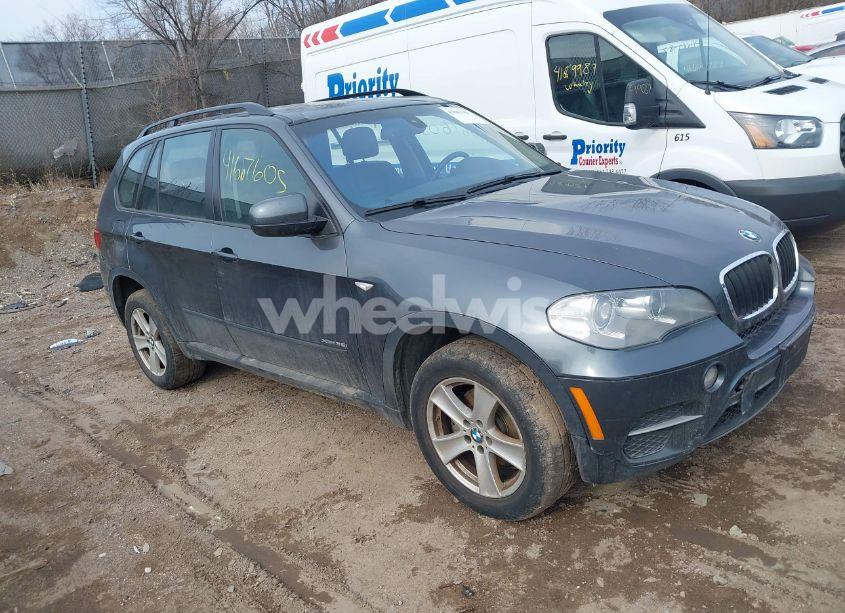 2013 Bmw X5 XDRIVE35I/XDRIVE35I PREMIUM/XDRIVE35I SPORT ACTIVITY (VIN 5UXZV4C50D0B03305) main photo