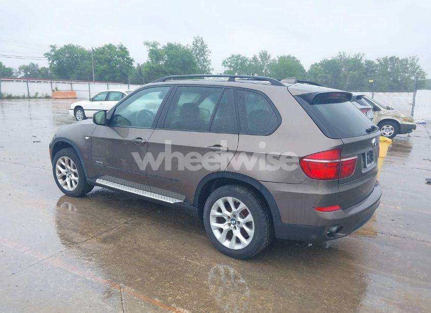 Photo 3 of 2012 Bmw X5 XDRIVE35I/XDRIVE35I PREMIUM/XDRIVE35I SPORT ACTIVITY (VIN 5UXZV4C51CL749379)