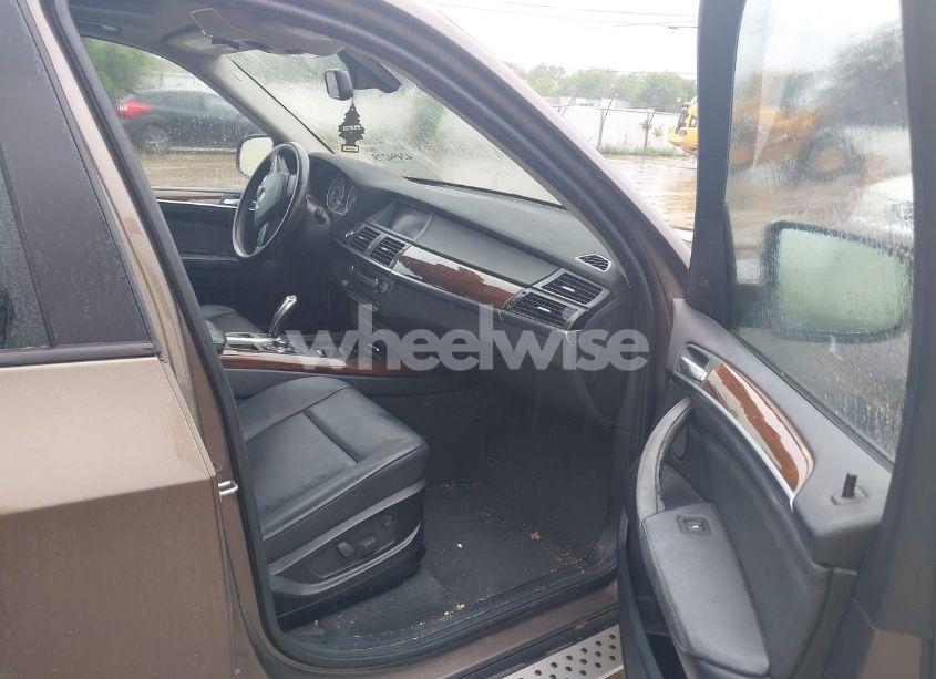 Photo 5 of 2012 Bmw X5 XDRIVE35I/XDRIVE35I PREMIUM/XDRIVE35I SPORT ACTIVITY (VIN 5UXZV4C51CL749379)