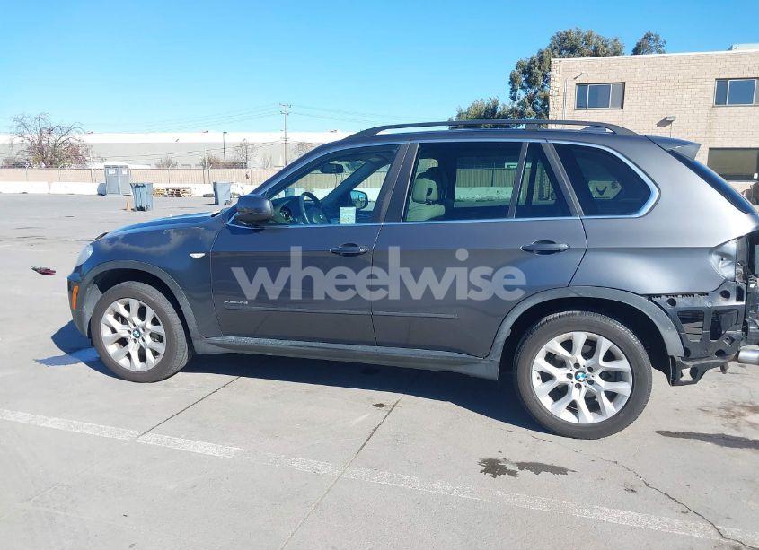 Photo 15 of 2013 Bmw X5 XDRIVE35I/XDRIVE35I PREMIUM/XDRIVE35I SPORT ACTIVITY (VIN 5UXZV4C51D0B19819)