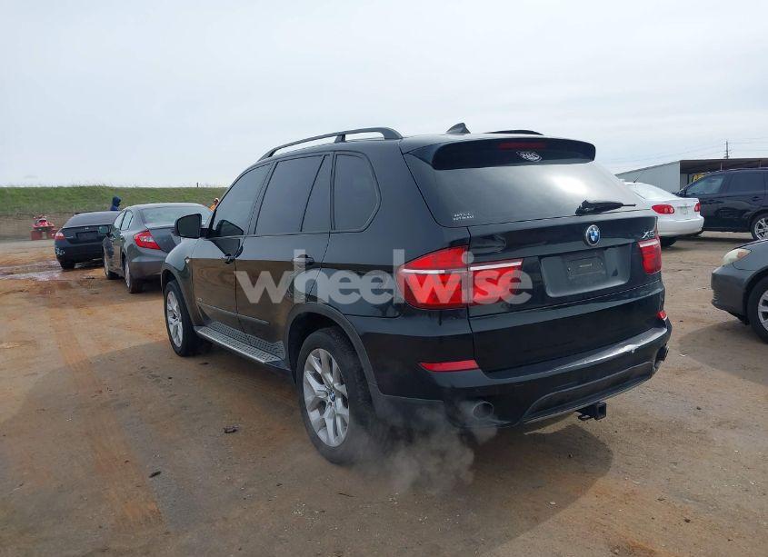 Photo 3 of 2011 Bmw X5 XDRIVE35I/XDRIVE35I PREMIUM/XDRIVE35I SPORT ACTIVITY (VIN 5UXZV4C52BL403288)