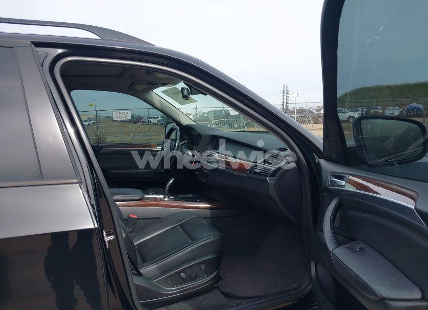 Photo 5 of 2011 Bmw X5 XDRIVE35I/XDRIVE35I PREMIUM/XDRIVE35I SPORT ACTIVITY (VIN 5UXZV4C52BL403288)