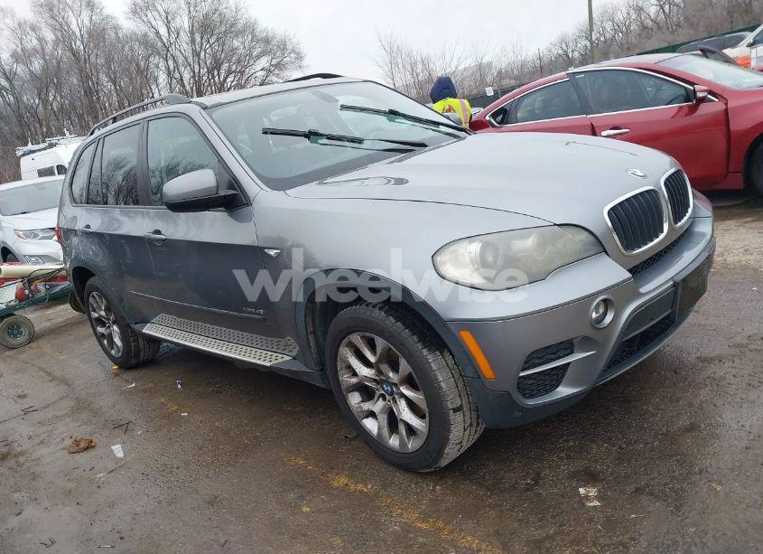2011 Bmw X5 XDRIVE35I/XDRIVE35I PREMIUM/XDRIVE35I SPORT ACTIVITY (VIN 5UXZV4C52BL407776) main photo