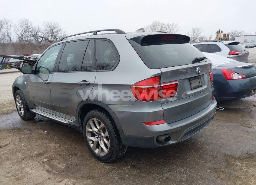 Photo 3 of 2011 Bmw X5 XDRIVE35I/XDRIVE35I PREMIUM/XDRIVE35I SPORT ACTIVITY (VIN 5UXZV4C52BL407776)