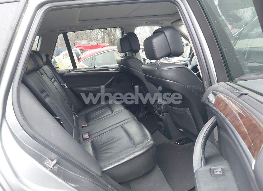 Photo 8 of 2011 Bmw X5 XDRIVE35I/XDRIVE35I PREMIUM/XDRIVE35I SPORT ACTIVITY (VIN 5UXZV4C52BL407776)