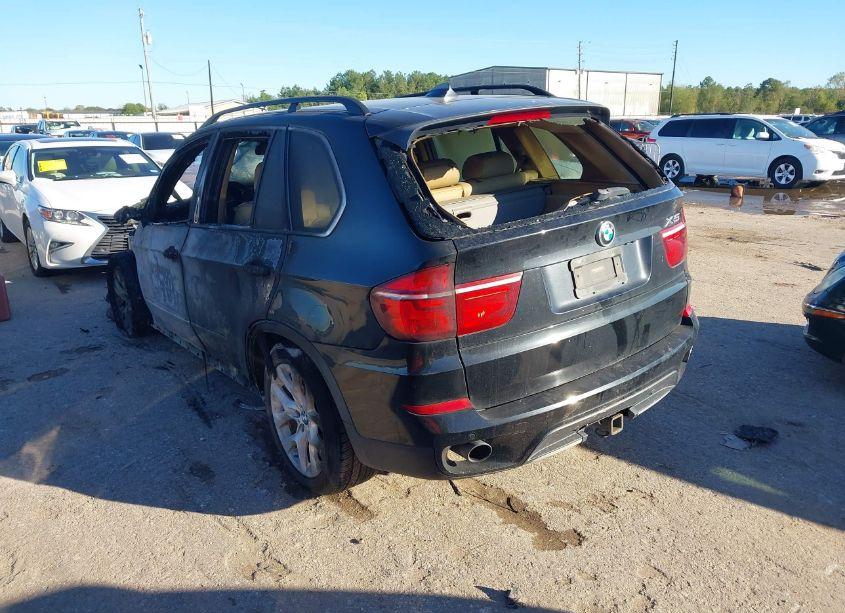Photo 3 of 2013 Bmw X5 XDRIVE35I/XDRIVE35I PREMIUM/XDRIVE35I SPORT ACTIVITY (VIN 5UXZV4C52D0B10417)