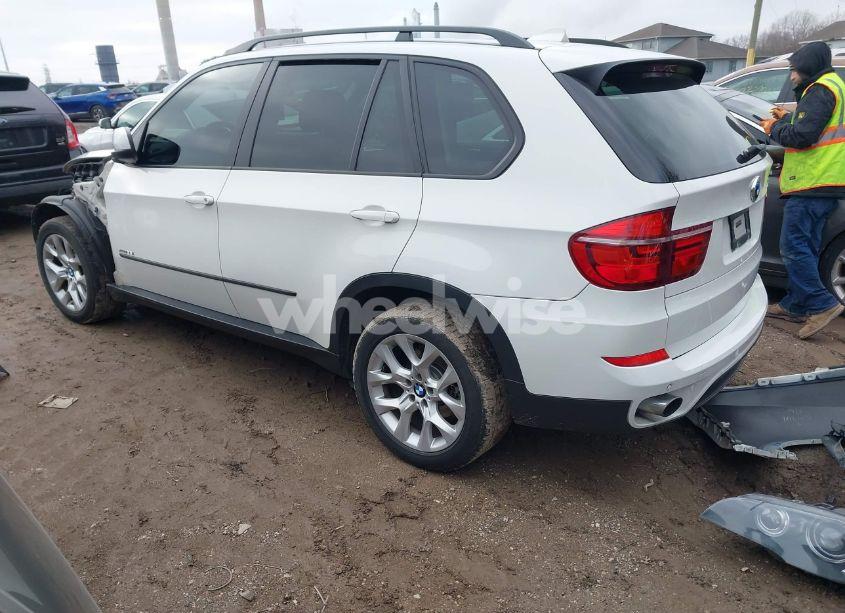 Photo 3 of 2011 Bmw X5 XDRIVE35I/XDRIVE35I PREMIUM/XDRIVE35I SPORT ACTIVITY (VIN 5UXZV4C53BL409259)