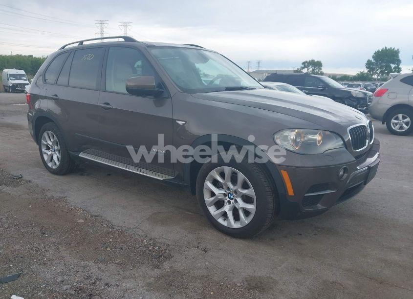 2011 Bmw X5 XDRIVE35I/XDRIVE35I PREMIUM/XDRIVE35I SPORT ACTIVITY (VIN 5UXZV4C53BL738771) main photo