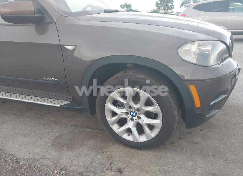 Photo 14 of 2011 Bmw X5 XDRIVE35I/XDRIVE35I PREMIUM/XDRIVE35I SPORT ACTIVITY (VIN 5UXZV4C53BL738771)