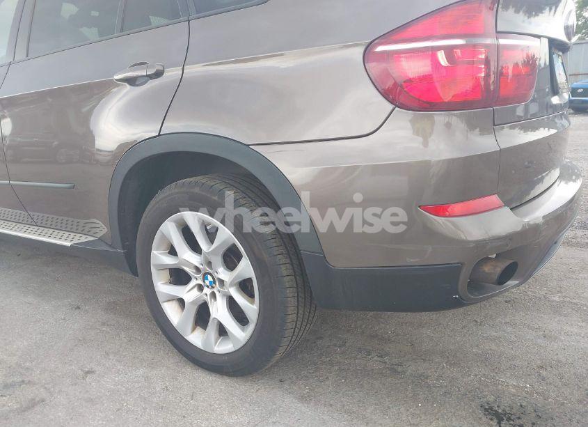 Photo 6 of 2011 Bmw X5 XDRIVE35I/XDRIVE35I PREMIUM/XDRIVE35I SPORT ACTIVITY (VIN 5UXZV4C53BL738771)