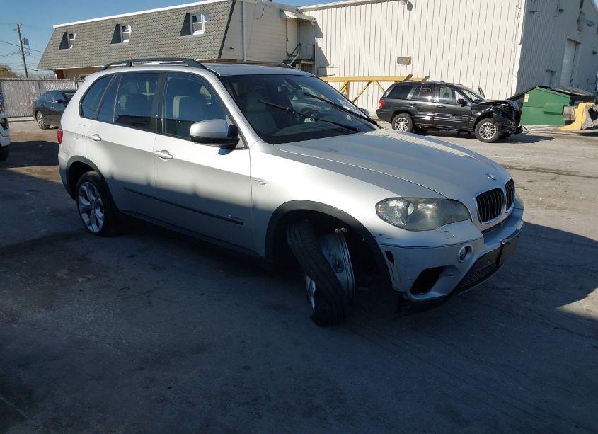 2011 Bmw X5 XDRIVE35I/XDRIVE35I PREMIUM/XDRIVE35I SPORT ACTIVITY (VIN 5UXZV4C54BL739055) main photo
