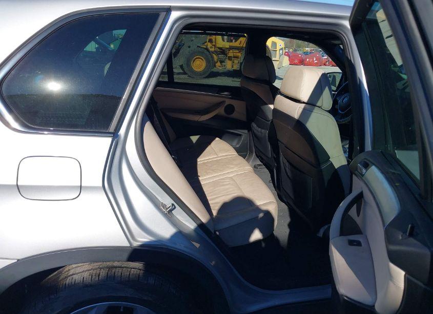 Photo 8 of 2011 Bmw X5 XDRIVE35I/XDRIVE35I PREMIUM/XDRIVE35I SPORT ACTIVITY (VIN 5UXZV4C54BL739055)