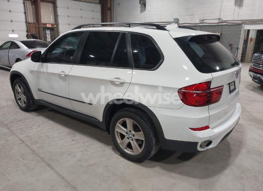 Photo 3 of 2012 Bmw X5 XDRIVE35I/XDRIVE35I PREMIUM/XDRIVE35I SPORT ACTIVITY (VIN 5UXZV4C54CL748257)