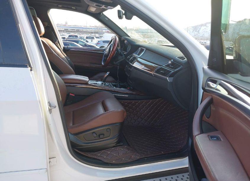 Photo 5 of 2013 Bmw X5 XDRIVE35I/XDRIVE35I PREMIUM/XDRIVE35I SPORT ACTIVITY (VIN 5UXZV4C54D0B01914)