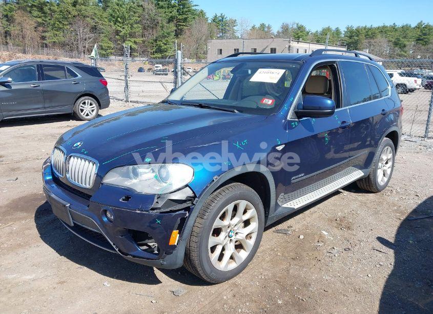 Photo 2 of 2013 Bmw X5 XDRIVE35I/XDRIVE35I PREMIUM/XDRIVE35I SPORT ACTIVITY (VIN 5UXZV4C54D0B08670)
