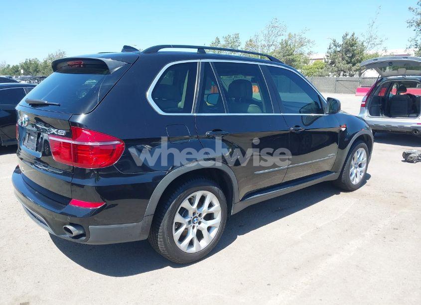 Photo 4 of 2013 Bmw X5 N/A (VIN 5UXZV4C54D0E03199)