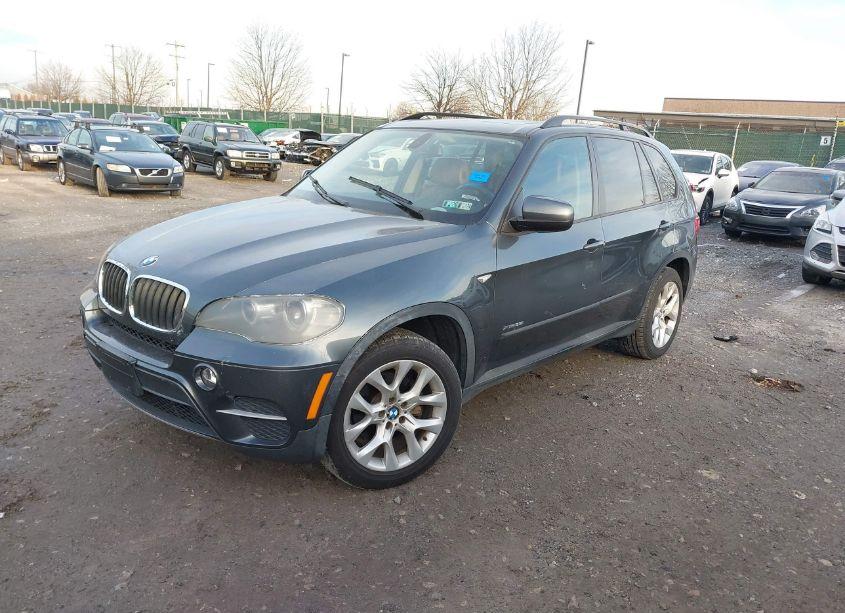 Photo 2 of 2011 Bmw X5 XDRIVE35I/XDRIVE35I PREMIUM/XDRIVE35I SPORT ACTIVITY (VIN 5UXZV4C55BL401471)