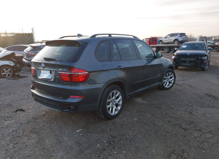 Photo 4 of 2011 Bmw X5 XDRIVE35I/XDRIVE35I PREMIUM/XDRIVE35I SPORT ACTIVITY (VIN 5UXZV4C55BL401471)