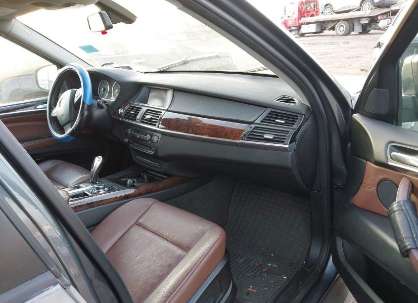 Photo 5 of 2011 Bmw X5 XDRIVE35I/XDRIVE35I PREMIUM/XDRIVE35I SPORT ACTIVITY (VIN 5UXZV4C55BL401471)