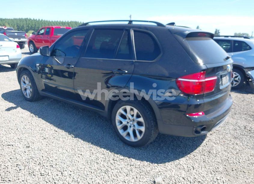 Photo 3 of 2011 Bmw X5 XDRIVE35I/XDRIVE35I PREMIUM/XDRIVE35I SPORT ACTIVITY (VIN 5UXZV4C55BL412468)