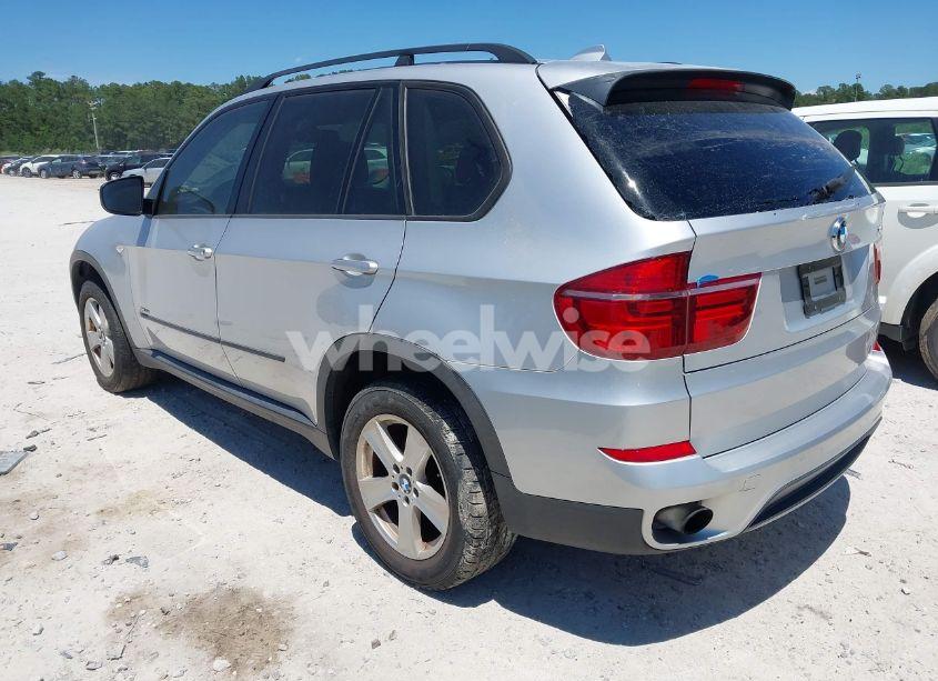 Photo 3 of 2011 Bmw X5 XDRIVE35I/XDRIVE35I PREMIUM/XDRIVE35I SPORT ACTIVITY (VIN 5UXZV4C55BL415564)